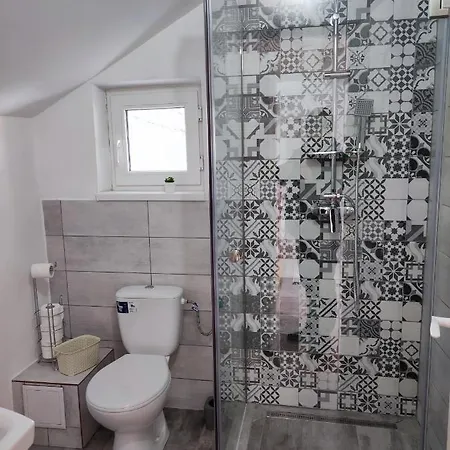 Casa Piatra Craivii, Aproape De בית נופש *